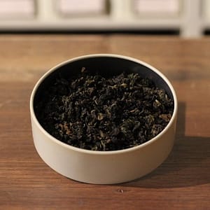 Milky oolong